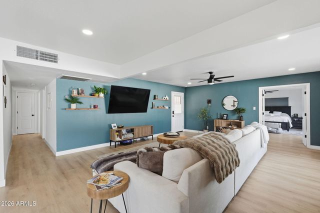 8516 E LEWIS Avenue, Scottsdale, AZ 85257