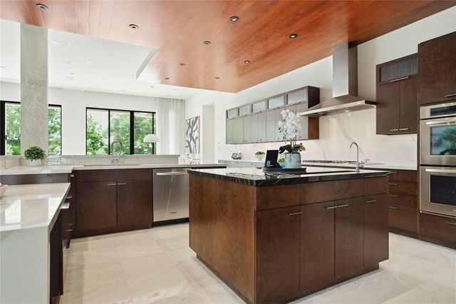 309 Glenwood Drive, Houston, TX 77007