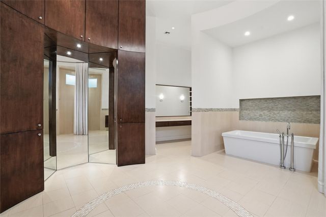309 Glenwood Drive, Houston, TX 77007