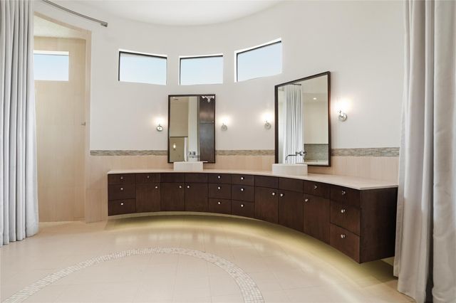 309 Glenwood Drive, Houston, TX 77007