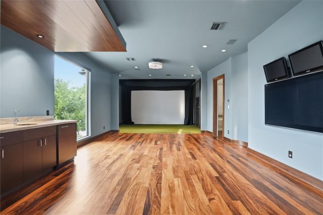 309 Glenwood Drive, Houston, TX 77007