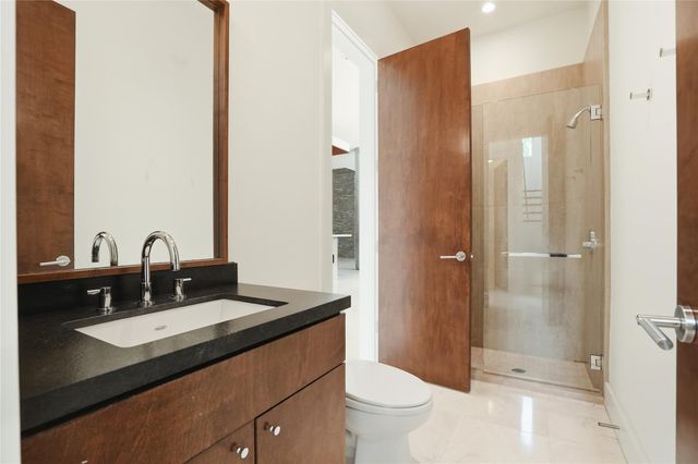309 Glenwood Drive, Houston, TX 77007
