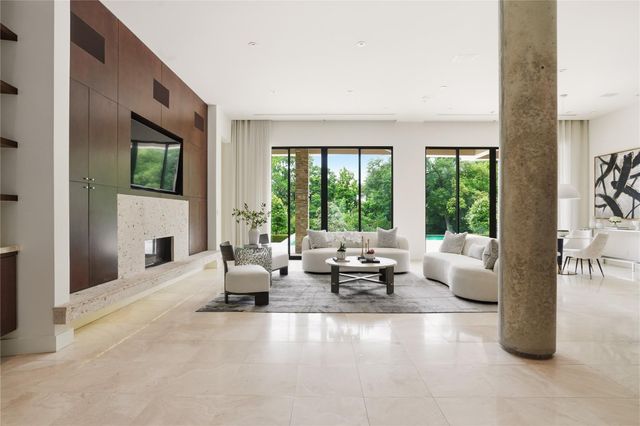 309 Glenwood Drive, Houston, TX 77007
