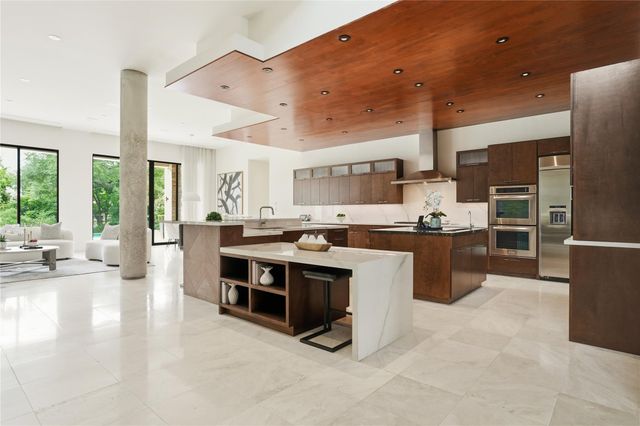 309 Glenwood Drive, Houston, TX 77007