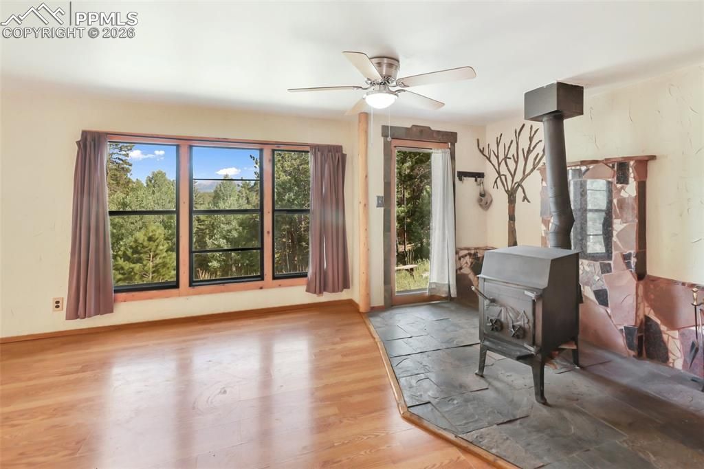 Image 3 of property listing at 410 Rangeview Road, Divide, CO 80814