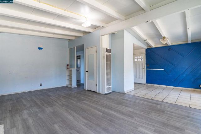 2030 Espanola Dr, San Pablo, CA 94806