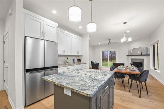 117 Ashberry Lane, Stoughton, WI 53558