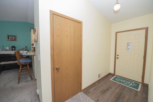 400 SOO MARIE AVENUE, Stevens Point, WI 54481