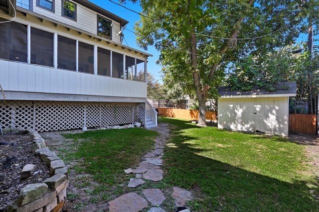 6631 Sunnyland Lane, Dallas, TX 75214