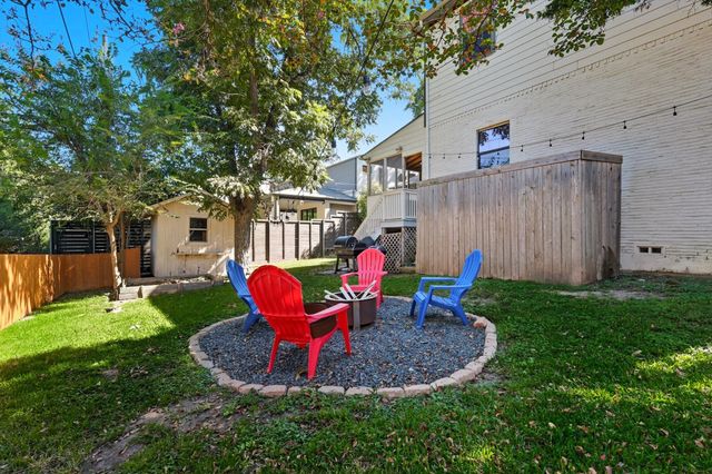 6631 Sunnyland Lane, Dallas, TX 75214