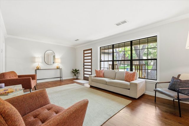 6631 Sunnyland Lane, Dallas, TX 75214