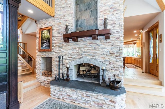 4218 White Oak Drive, High Ridge, MO 63049