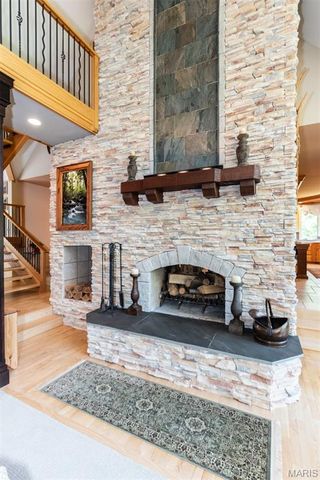 4218 White Oak Drive, High Ridge, MO 63049