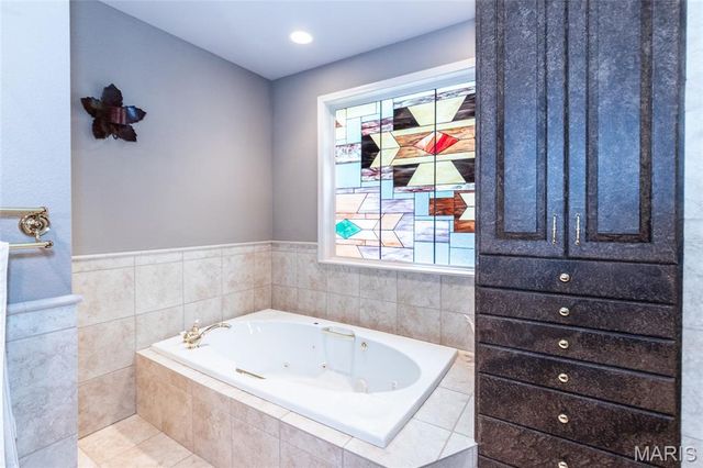 4218 White Oak Drive, High Ridge, MO 63049