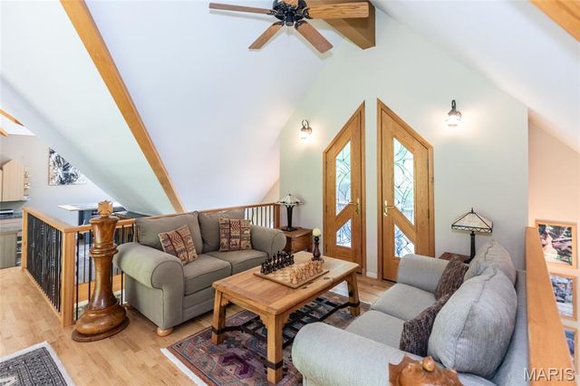 4218 White Oak Drive, High Ridge, MO 63049