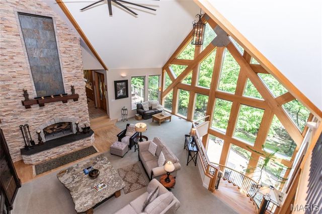 4218 White Oak Drive, High Ridge, MO 63049