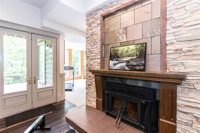 4218 White Oak Drive, High Ridge, MO 63049