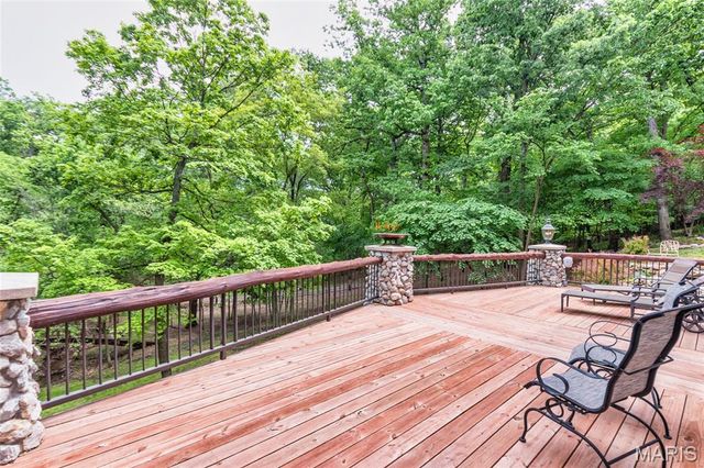4218 White Oak Drive, High Ridge, MO 63049