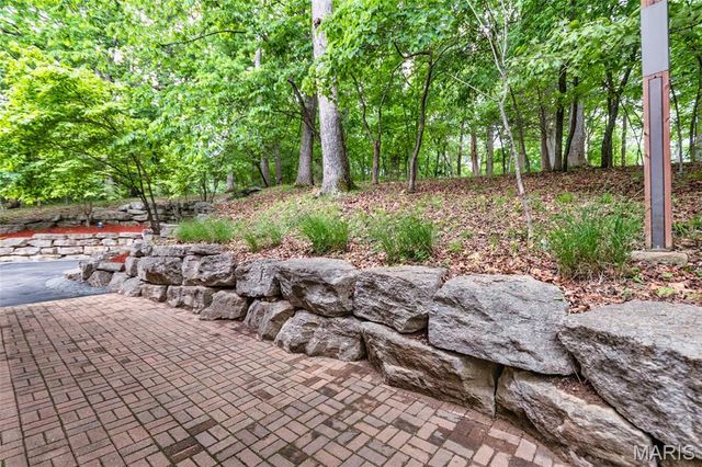 4218 White Oak Drive, High Ridge, MO 63049