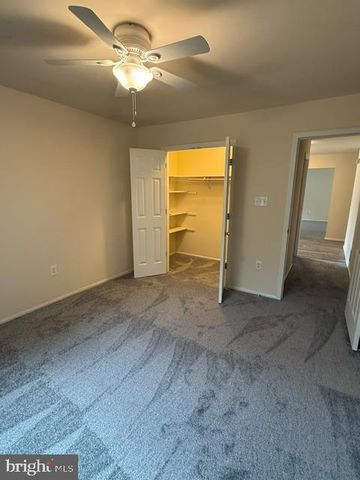 4 MARIGOLD CT, Mount Laurel, NJ 08054
