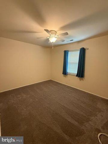 4 MARIGOLD CT, Mount Laurel, NJ 08054