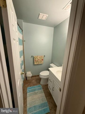 4 MARIGOLD CT, Mount Laurel, NJ 08054