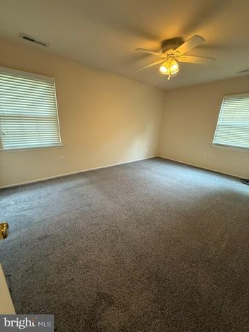 4 MARIGOLD CT, Mount Laurel, NJ 08054
