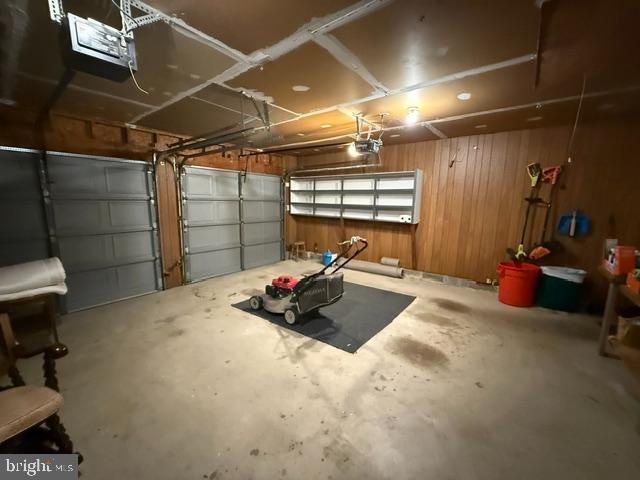 4 MARIGOLD CT, Mount Laurel, NJ 08054