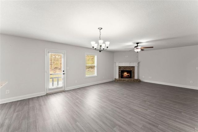 68 Suwannee Way, Jefferson, GA 30549