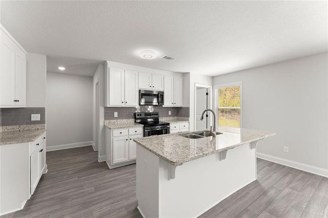 68 Suwannee Way, Jefferson, GA 30549