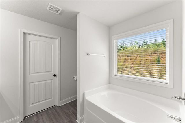 68 Suwannee Way, Jefferson, GA 30549