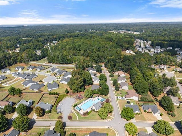 68 Suwannee Way, Jefferson, GA 30549