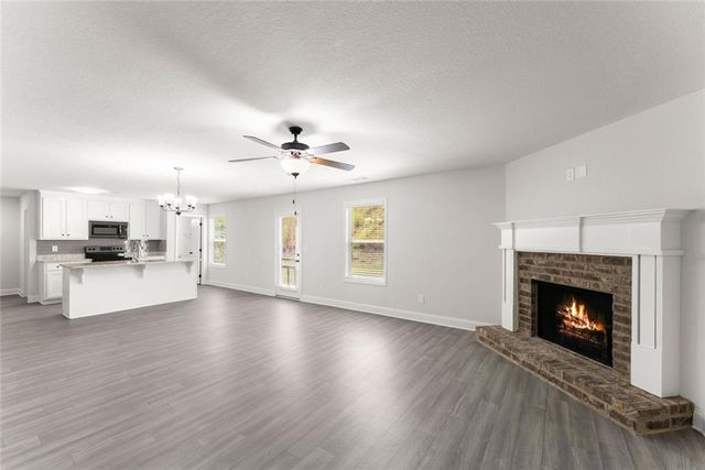 68 Suwannee Way, Jefferson, GA 30549