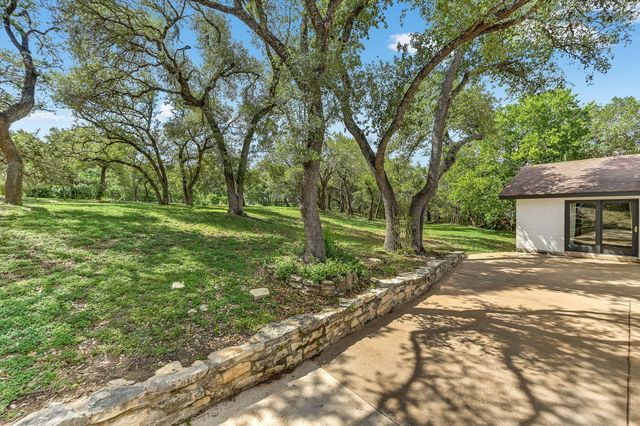 9004 LA FAUNA PATH, Austin, TX 78737