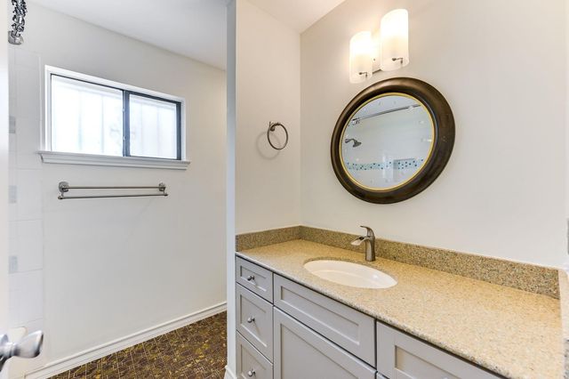 9004 LA FAUNA PATH, Austin, TX 78737