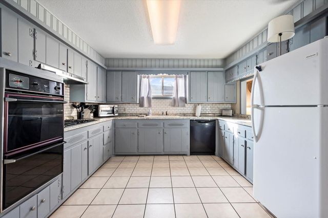 4904 15th Street, Lubbock, TX 79416