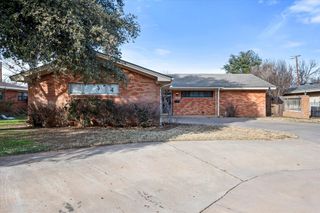 4904 15th Street, Lubbock, TX 79416