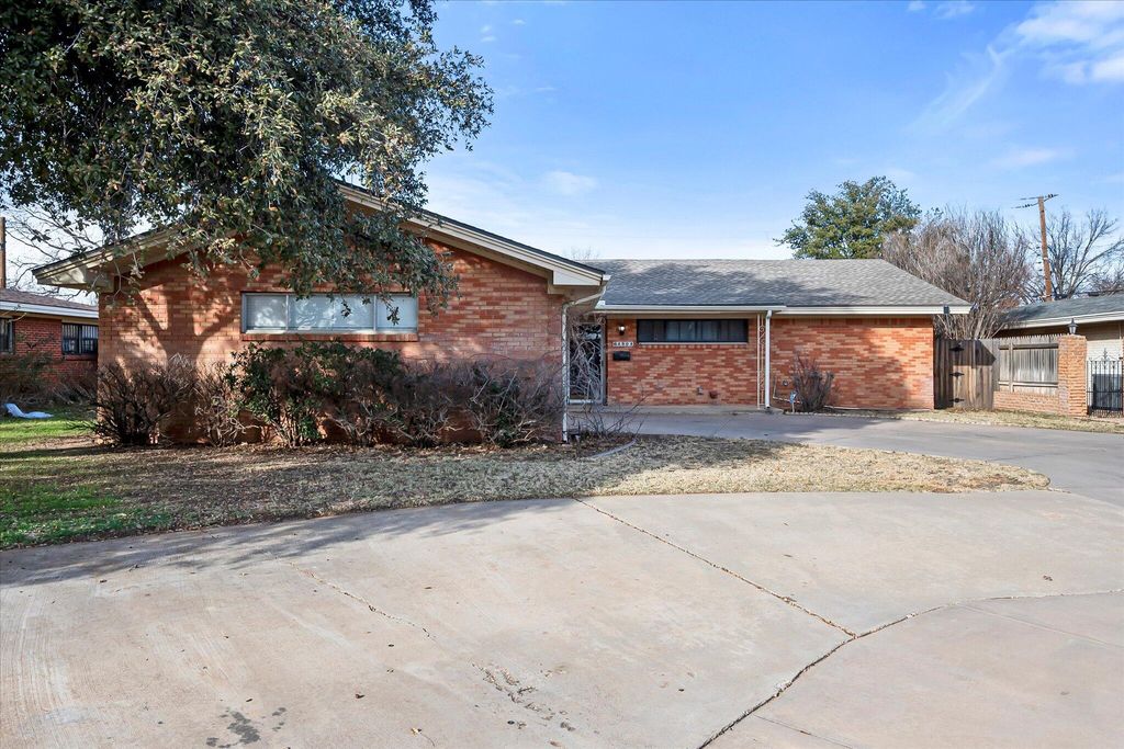 4904 15th Street, Lubbock, TX 79416