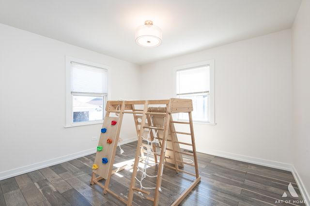 1409 S 2nd Avenue, Maywood, IL 60153