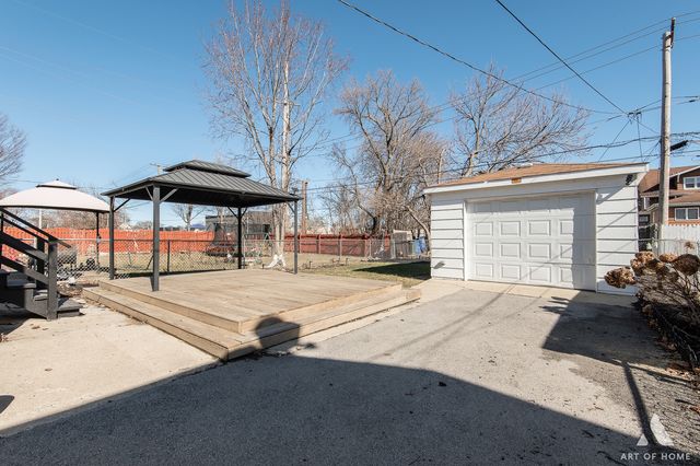 1409 S 2nd Avenue, Maywood, IL 60153