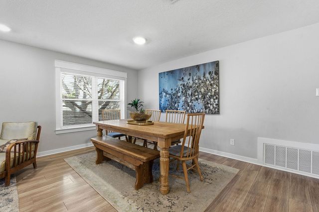 1905 Woodland DR, Cedar Park, TX 78613