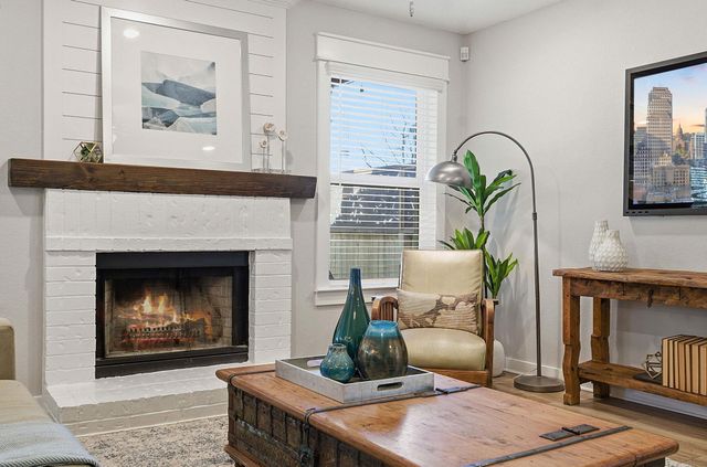 1905 Woodland DR, Cedar Park, TX 78613