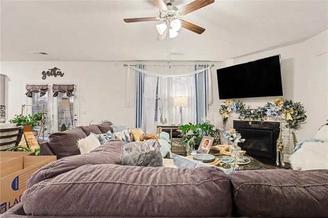 5688 T A Bryant Way, Lithonia, GA 30038