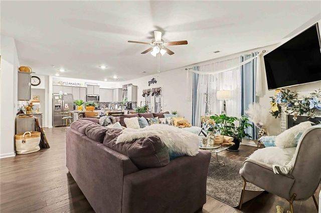 5688 T A Bryant Way, Lithonia, GA 30038