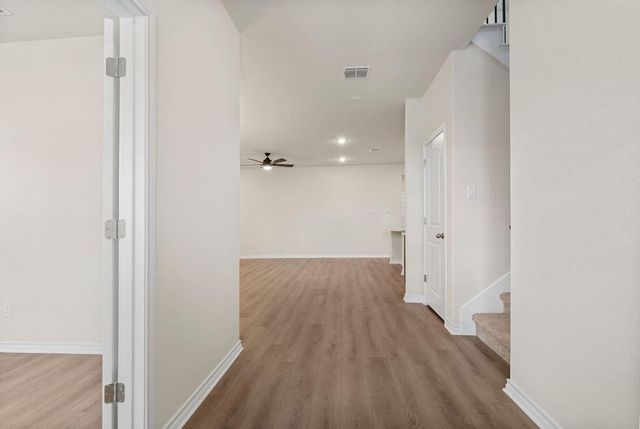 108 Woodrow LN, Liberty Hill, TX 78642