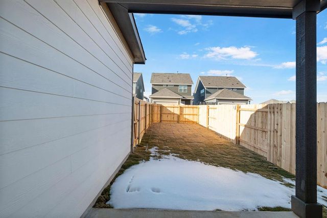 108 Woodrow LN, Liberty Hill, TX 78642