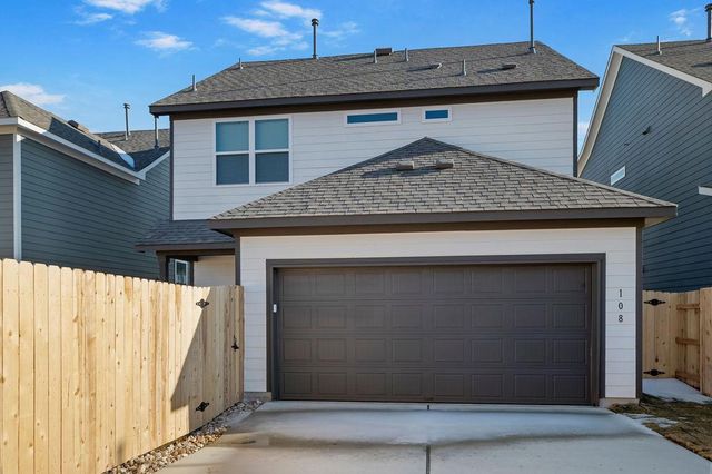 108 Woodrow LN, Liberty Hill, TX 78642