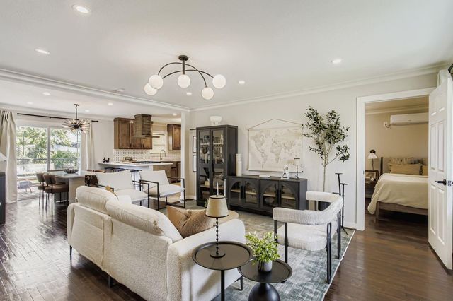 4005 Maury Street, Houston, TX 77009