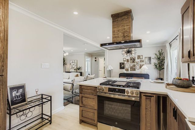 4005 Maury Street, Houston, TX 77009