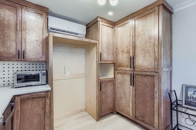 4005 Maury Street, Houston, TX 77009